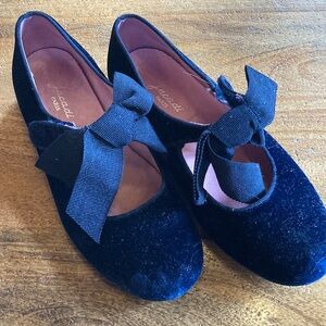 Jacadi girls velvet dress shoes